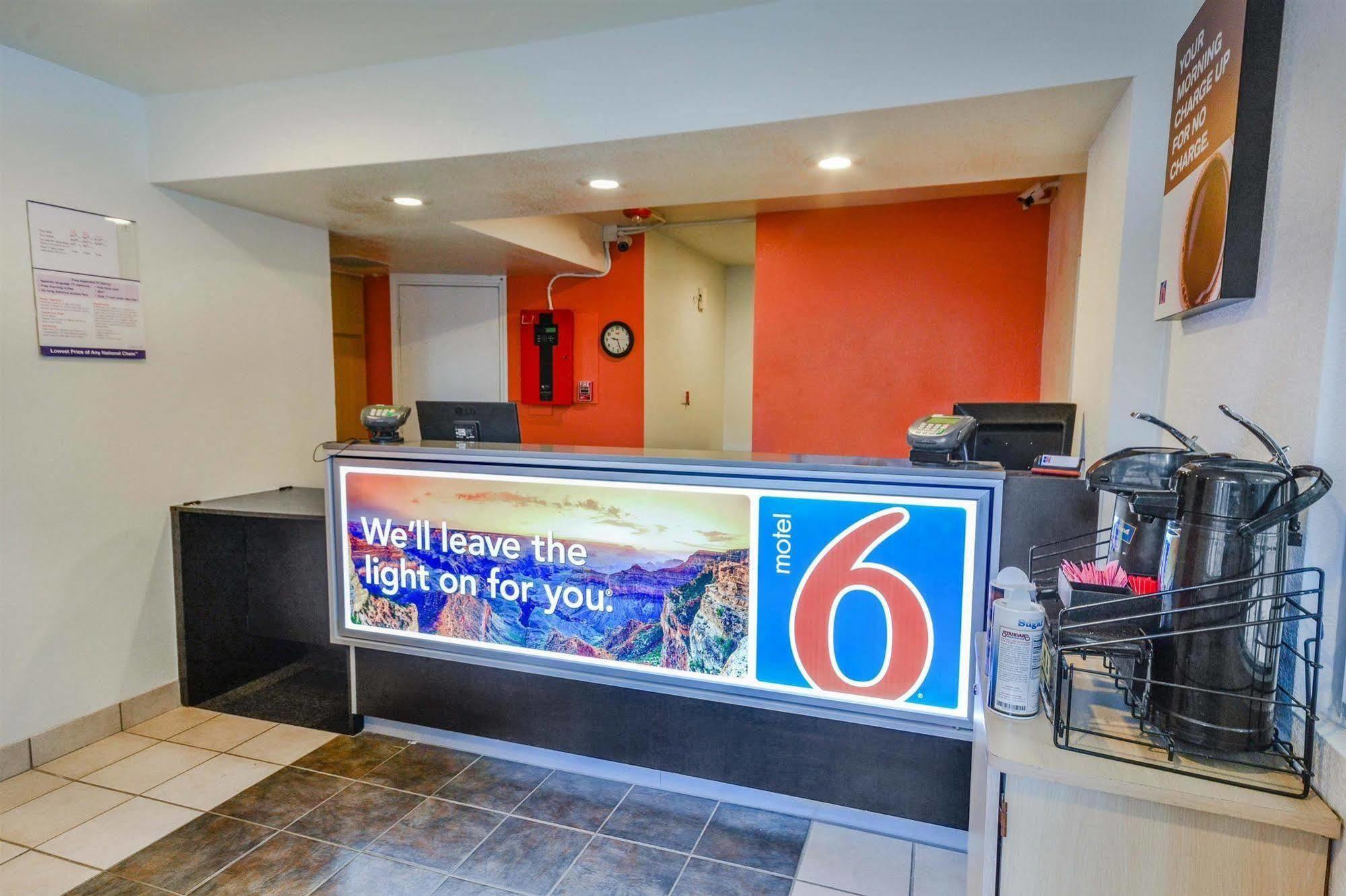 Motel 6-Huntsville, Tx Eksteriør billede